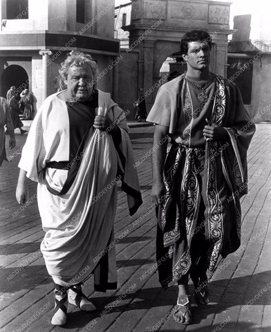 Charles Laughton John Gavin behind the scenes film Spartacus 8b20-7906