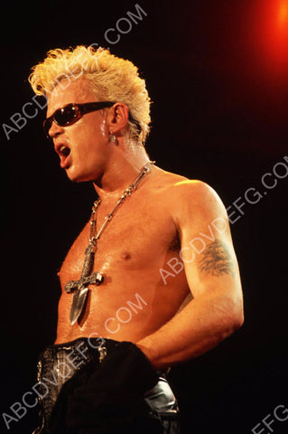 Billy Idol live on stage 8b20-7941