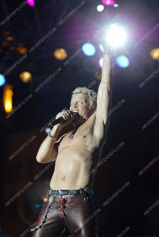 Billy Idol live on stage 8b20-7959