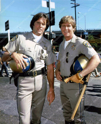 Bruce Jenner Larry Wilcox TV Chips 8b20-8002