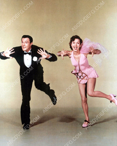 Debbie Reynolds dancing away 8b20-8115