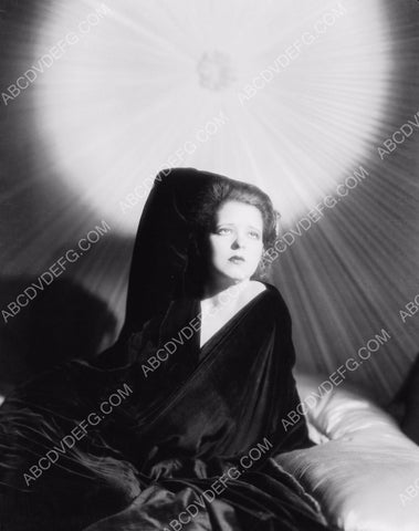 stylish Clara Bow portrait 8b20-8311