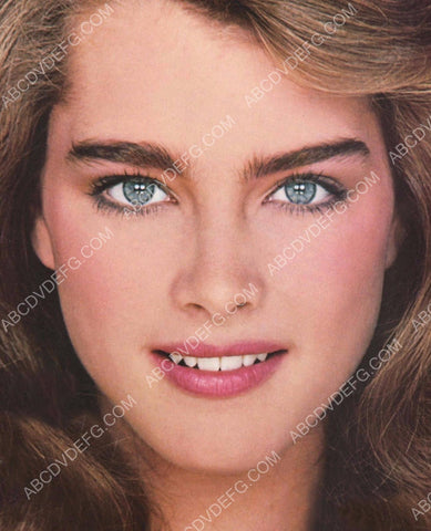 beautiful Brooke Shields pic 8b20-8400