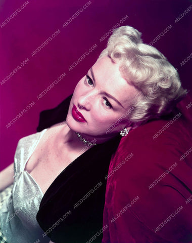 Betty Grable portrait 8b20-8934