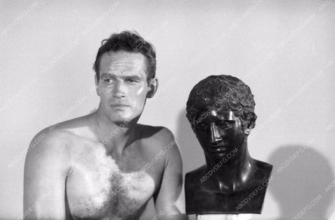 Charlton Heston and Julius Caesar bust 8b20-9044