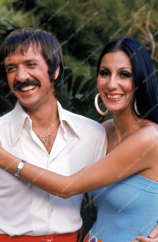 Cher & Sonny Bono portrait 8b20-9103