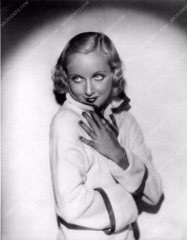 Carole Lombard in a robe 8b20-9271