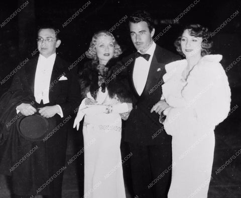 Gilbert Roland Constance Bennett out with friends 8b20-9486