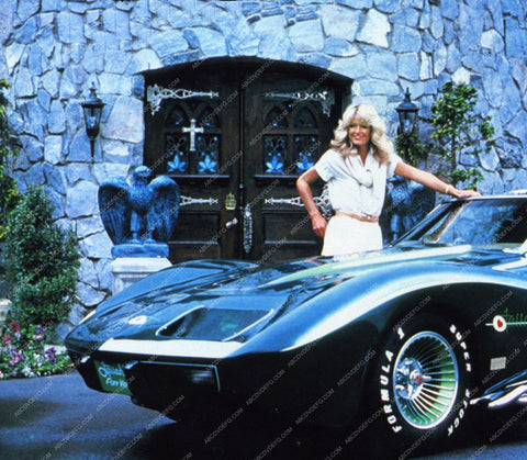 Farrah Fawcett cool with new Corvette 8b20-9635