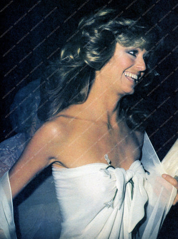 Farrah Fawcett beautiful in white 8b20-9639