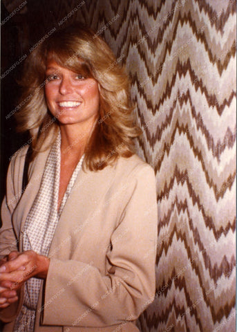 candid Farrah Fawcett pic 8b20-9660