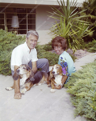 Bob Barker his wife and their dogs at home 8b20-9706