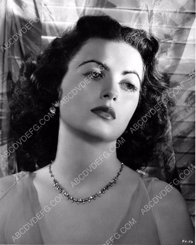 gorgeous Faith Domergue portrait 8b20-9731