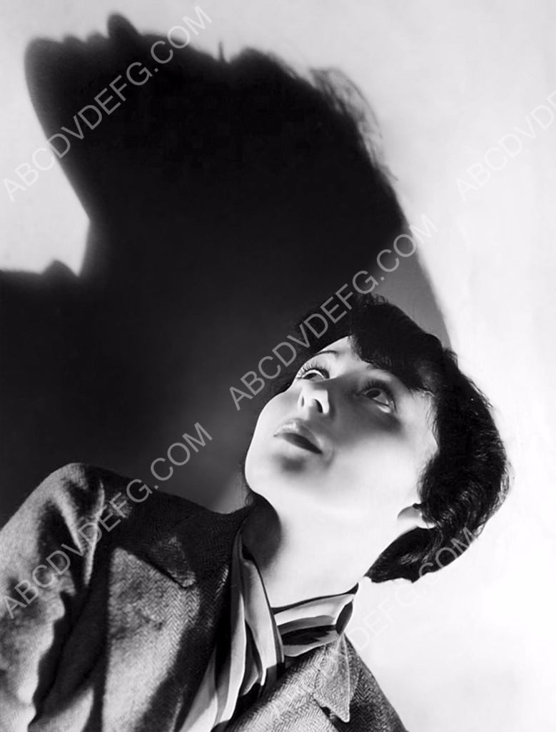 Louisie Rainer Luise Rainer portrait 8b20-9759 – ABCDVDVIDEO