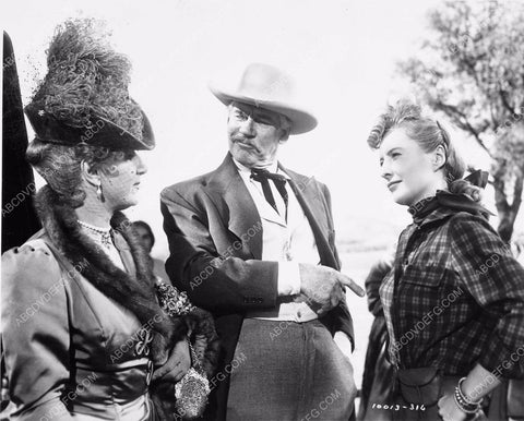 Barbara Stanwyck Western film The Furies furies-01