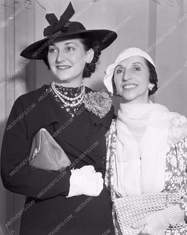 Amelita Galli-Curci Opera Soprano and friend galli-01