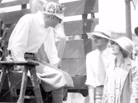 candid Mary Pickford behind the scenes Coquette mpick-07