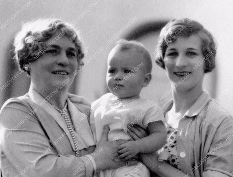 Mary Pickford and family mpick-63