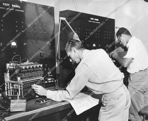 crp-023 electricians Robert Vetter Craig Hall work Los Angeles Coliseum traffic signal lights crp-023
