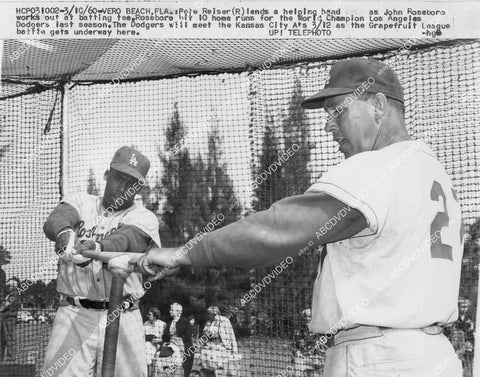 crp-00038 1960 news photo Vero Beach Fla Johnny Roseboro & Pete Reiser Los Angeles Dodgers spring training crp-00038