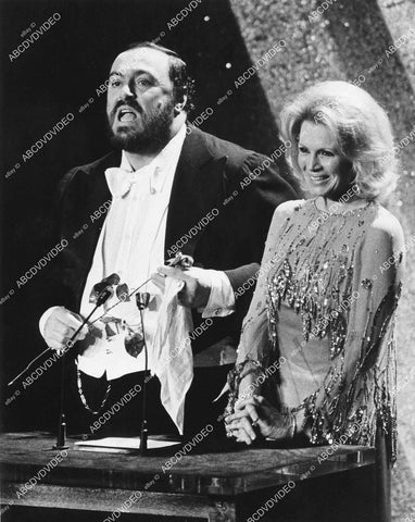 crp-01000 Liciano Pavaratti, Angie Dickinson 53rd Annual Academy Awards crp-01000