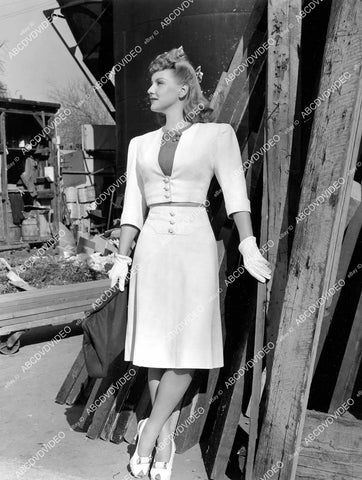 crp-10034 1943 Ann Savage models new fashion of Bergdorf Goodman at Columbia Studios crp-10034