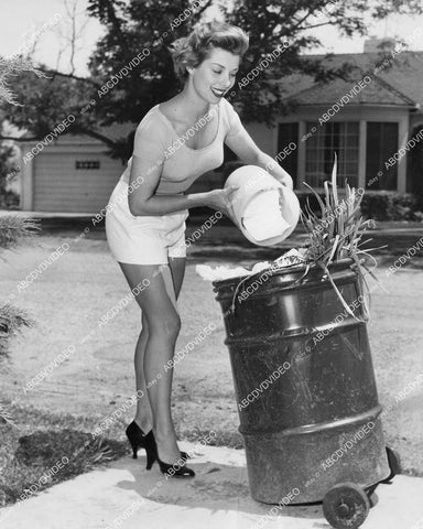 crp-01025 1955 sexy housewife Adelle August does daily chores in shorts and heels crp-01025