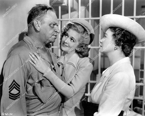 crp-10375 1943 photo Wallace Beery, Fay Bainter, Marilyn Maxwell film Salute to the Marines crp-10375