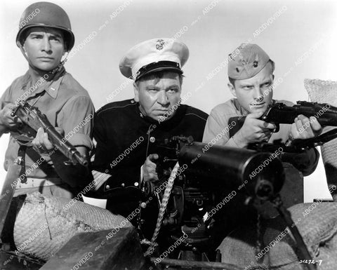 crp-10382 1943 Wallace Beery, William Lundigan, Donald Curtis & machine gun film Salute to the Marines crp-10382