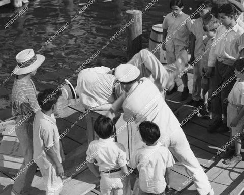 crp-10391 1943 photo Wallace Beery manhandles Reginald Owen film Salute to the Marines crp-10391