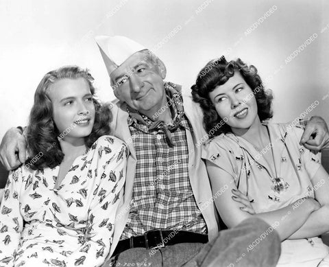 crp-10492 1944 Carole Mathews, Slim Summerville, Mary Treen film Swing in the Saddle crp-10492