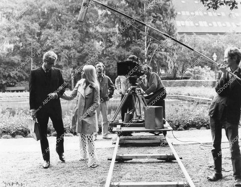 crp-10513 1971 candid Birte Tove, Clinton Greyn & director Jack O'Connell film Swedish Fly Girls crp-10513