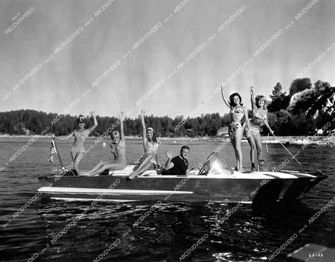crp-10723 1965 sexy teenage babes on speedboat Quinn O'Hara, Mary Mitchel, Lili Kardell film A Swingin Summer crp-10723