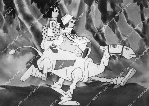 crp-10811 1977 animated characters Camel with Wrinkled Knees cartoon film Raggedy Ann & Andy crp-10811