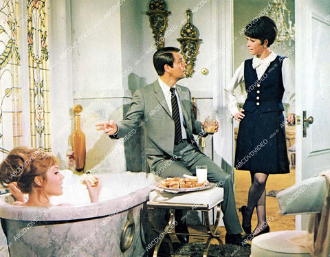 crp-10964 1968 Barbara Rhoades in bathtub, Robert Wagner, Mary Tyler Moore film Don't Just Stand There crp-10964