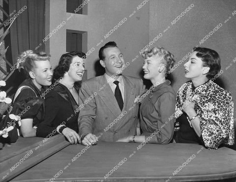 crp-01107 1940's Caroline Leonetti, Harry Babbitt and the models KNBH radio Harmony By the Yard crp-01107