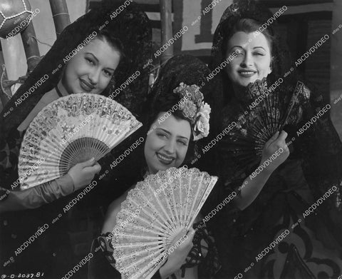 crp-00114 trio of senoritas Babette Cherie Peggy De Castro Sisters film Over the Santa Fe Trail crp-00114