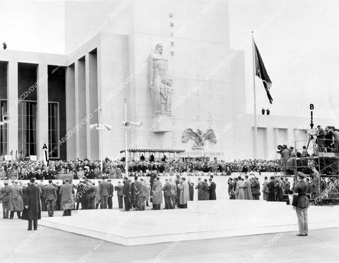 crp-11510 1939 invention of Television first public broadcast at 1939 New York World's Fair crp-11510