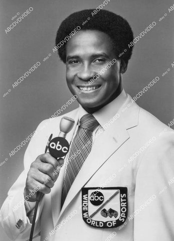 crp-11602 1985 sportscaster Lynn Swann covers USFL football league crp-11602