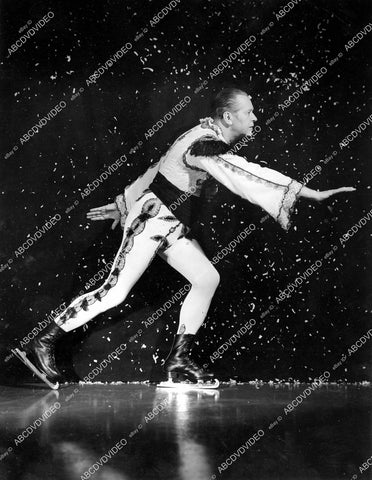 crp-11608 1940's Russian ballet dancer Theodore Kosloff produces & stars Classics on Ice ice skating show crp-11608