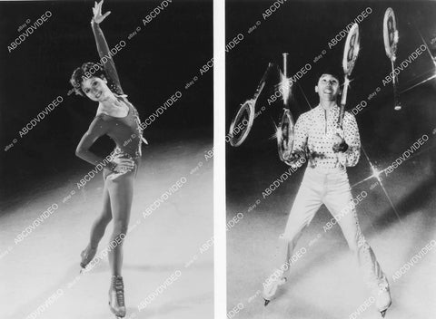 crp-11620 1980's ice skating Wendy Burge & novelty juggler David Lucas at Knott's Berry Farm crp-11620