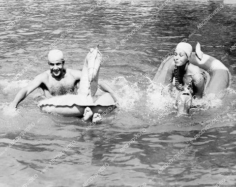 crp-01164 1936 Don Alvarado, Binnie Barnes start new type aquatic water polo Arrowhead Springs Calif crp-01164