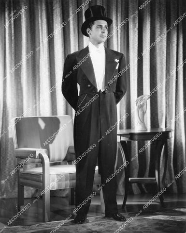 crp-11883 1930's Thomas Beck portrait in top hat and tails crp-11883