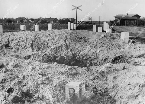 crp-01188 1939 WWII news photo Poland Entrenches Against Invaders Friedrichschutte crp-01188