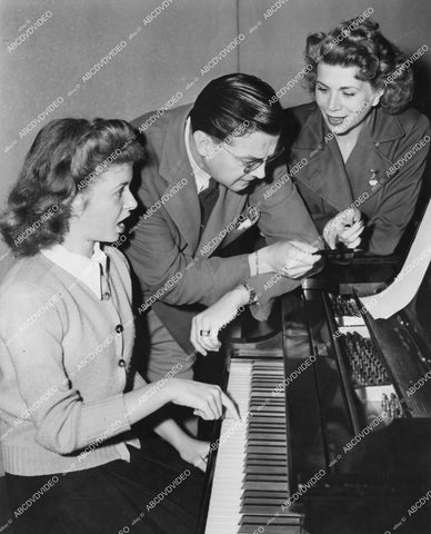 crp-11947 1940's Louise Erickson, Joe Kearns, Bea Benadaret NBC radio show A Date with Judy crp-11947