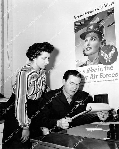 crp-11971 1943 genuine WWII war hero maybe at Columbia Studios for war promo I think crp-11971