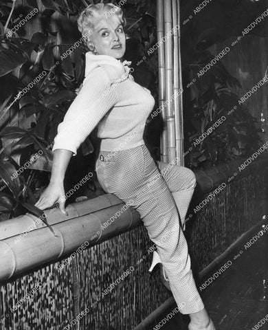 crp-01205 1958 news photo Sharon Lee denies Debra Paget caused breakup w David Street crp-01205