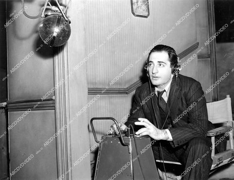 crp-12066 1940's 4x5 photo author William Saroyan playing with the sound equipment crp-12066