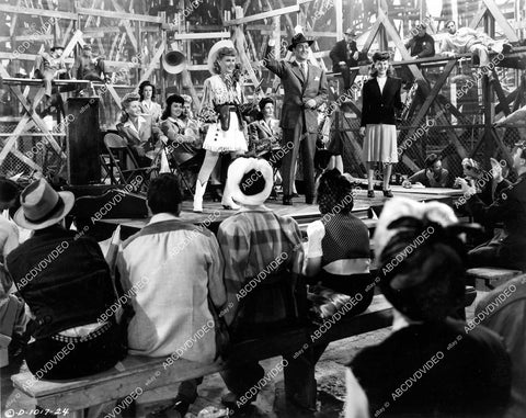 crp-12114 1944 Jane Frazee, Joan Davis, Judy Clark, John Hubbard, Byron Foulger, Bob Haymes film Beautiful But Broke crp-12114