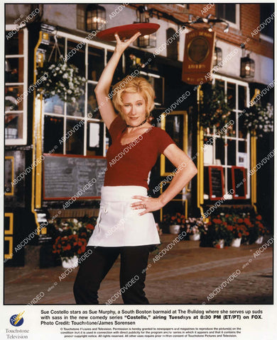 crp-01244 1998 Sue Costello with her tray TV Costello crp-01244